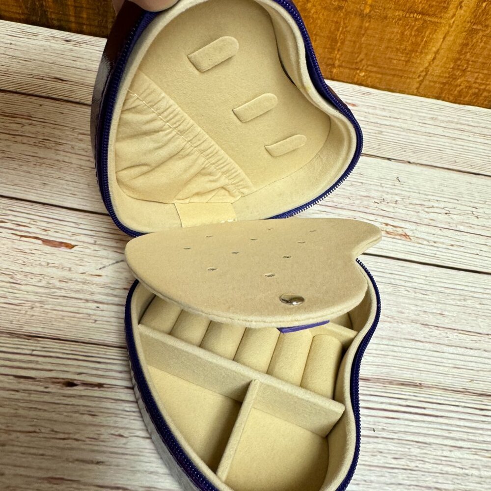 STELLA & MAX Heart Shaped Compact Jewelry Box - Purple - Picture 4 of 5